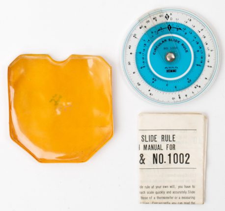 Sun / Hemmi 1002 Circular Pocket Slide Rule w/Case & Manual