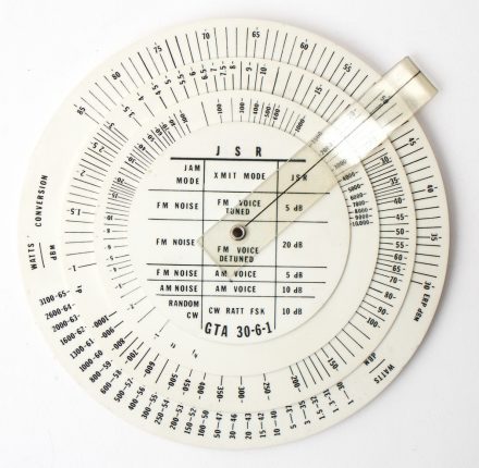 GTA 30-6-1 Antenna Gain Circular Slide Rule (Excellent condition)